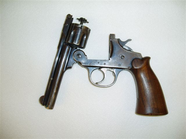 Guns 002.jpg Guns 002.jpg